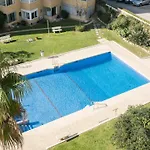 Boutique Sea View 2a 아파트